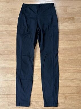 Mondetta Black Pocket Leggings Size Small in Excellent Condition